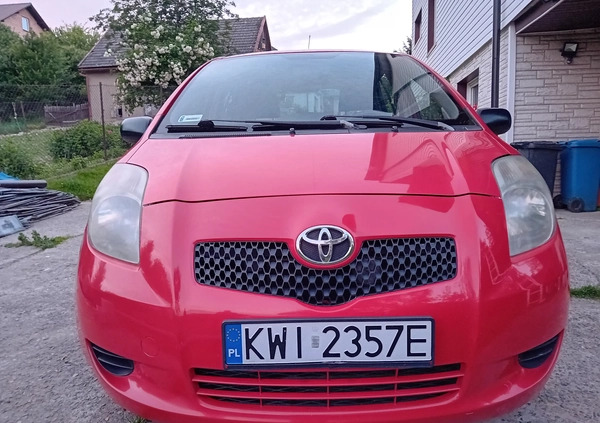 Toyota Yaris cena 8000 przebieg: 250034, rok produkcji 2006 z Wieliczka małe 172